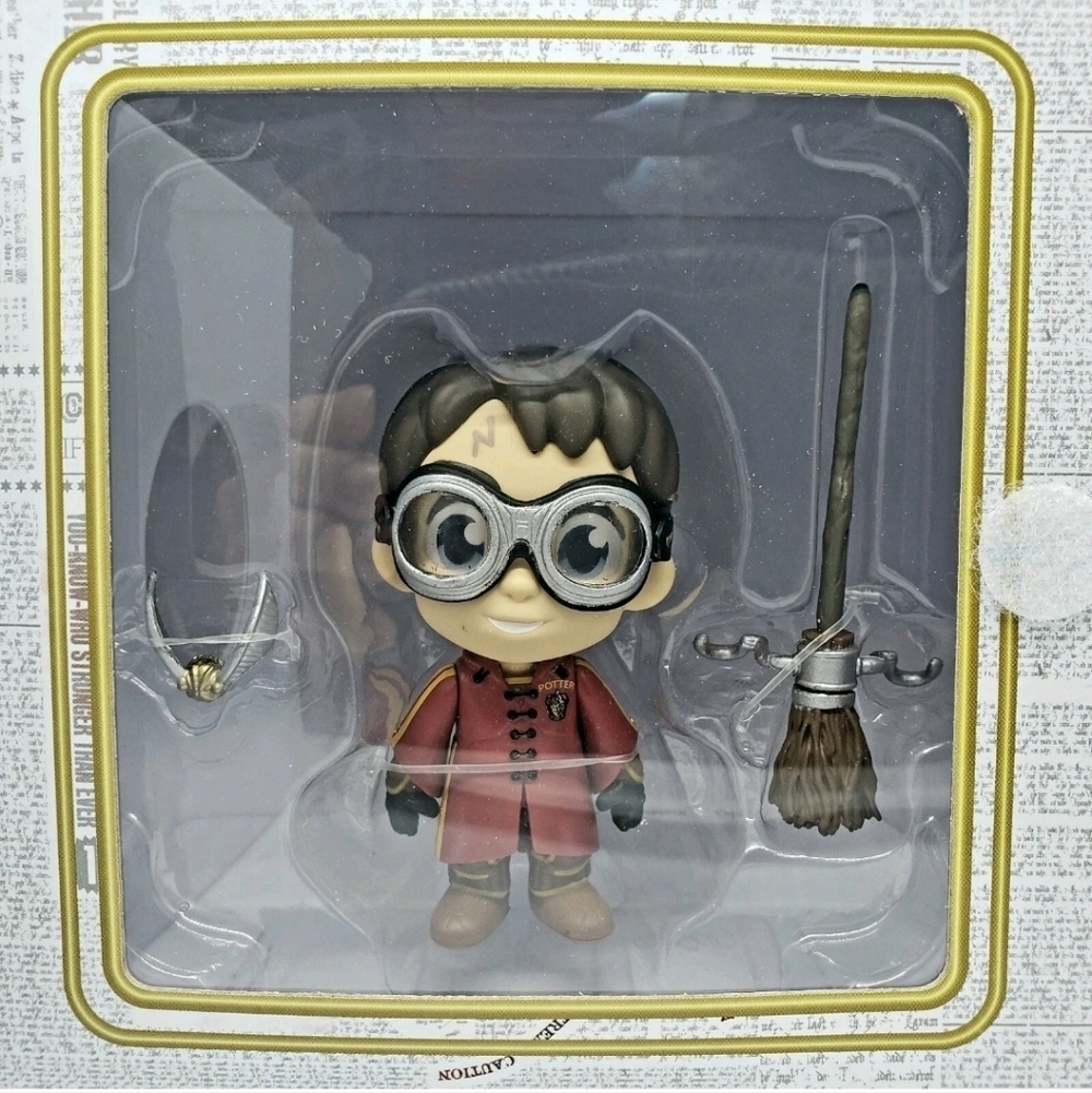 Funko Harry Potter 5 Star Vinyl Figure GameStop Exclusive with Broom and Snitch